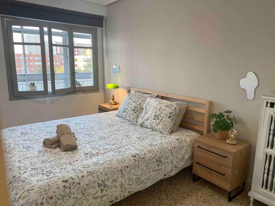Acogedor Apartamento A 5 Min Del Ave Zaragoza Ngoại thất bức ảnh